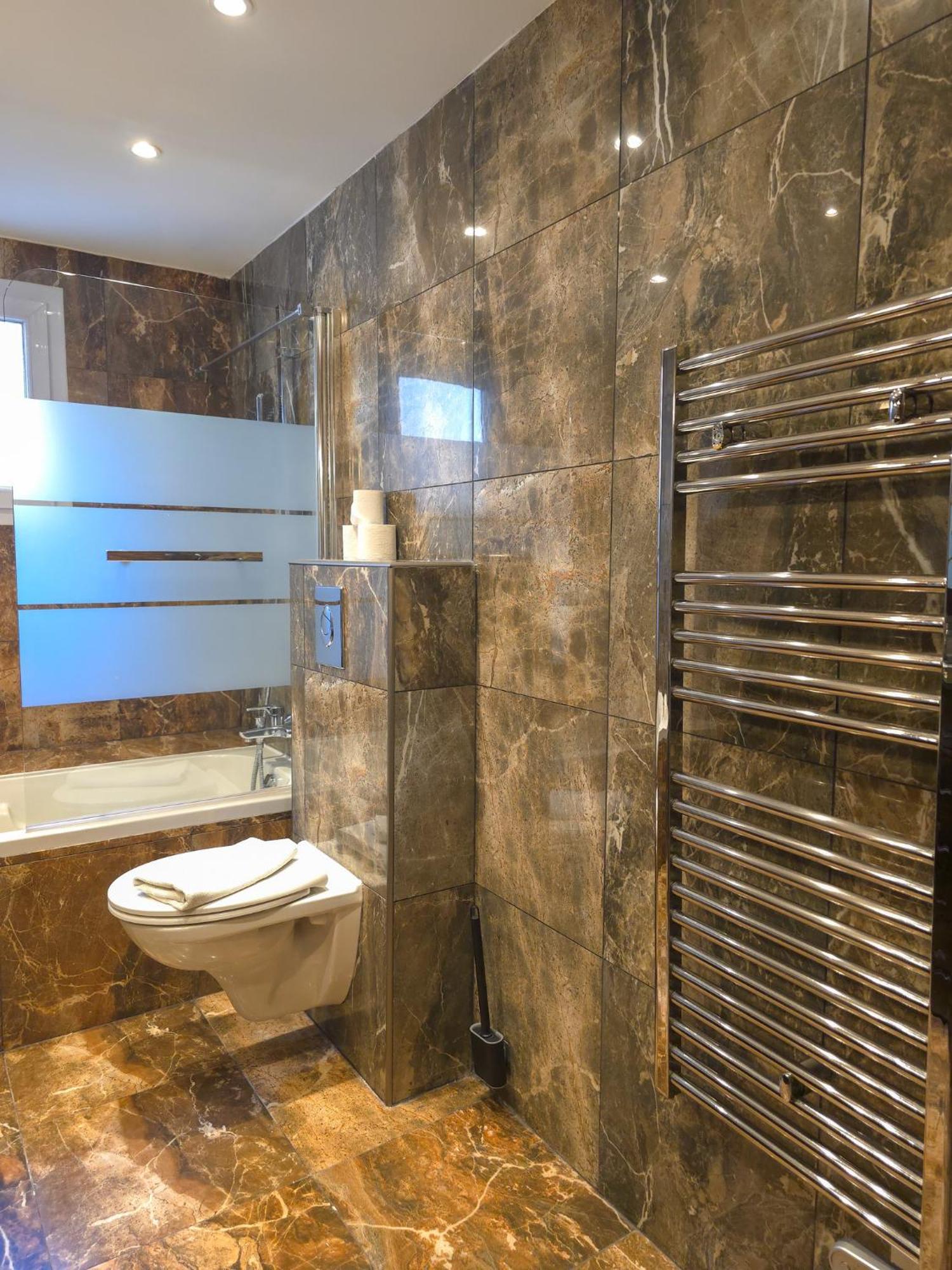 Les Voyageurs Hotel 3*