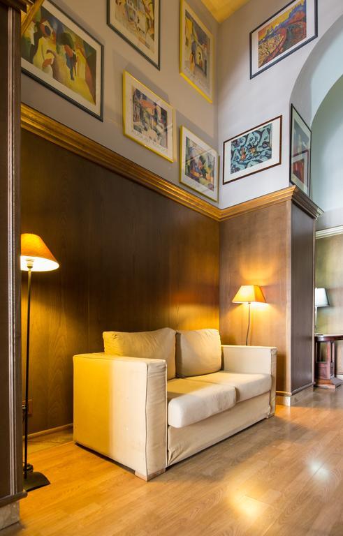 Hotel Les Voyageurs Bastia (Corsica)